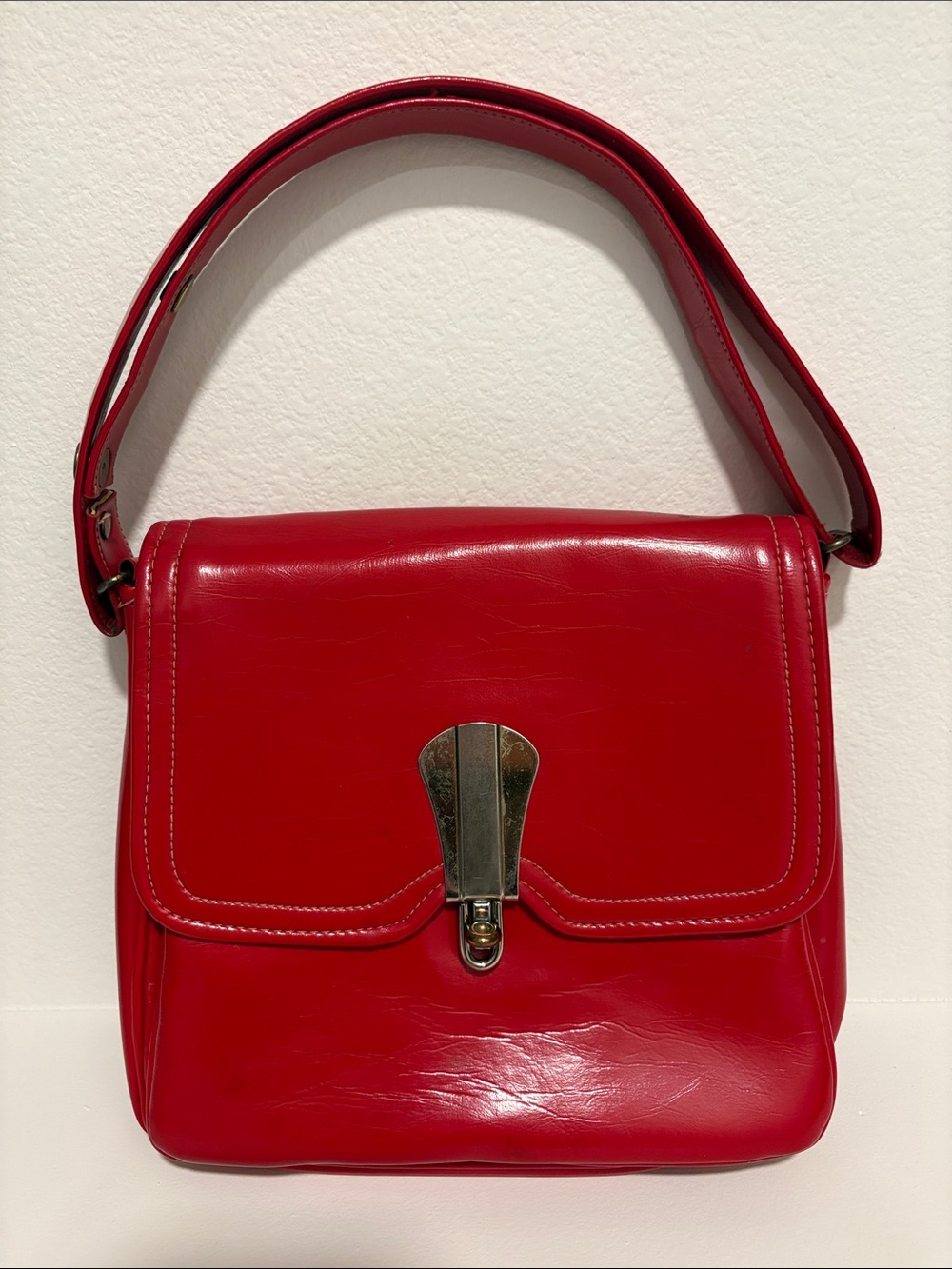 Vintage 1970’s/80’s Red Shoulder Bag